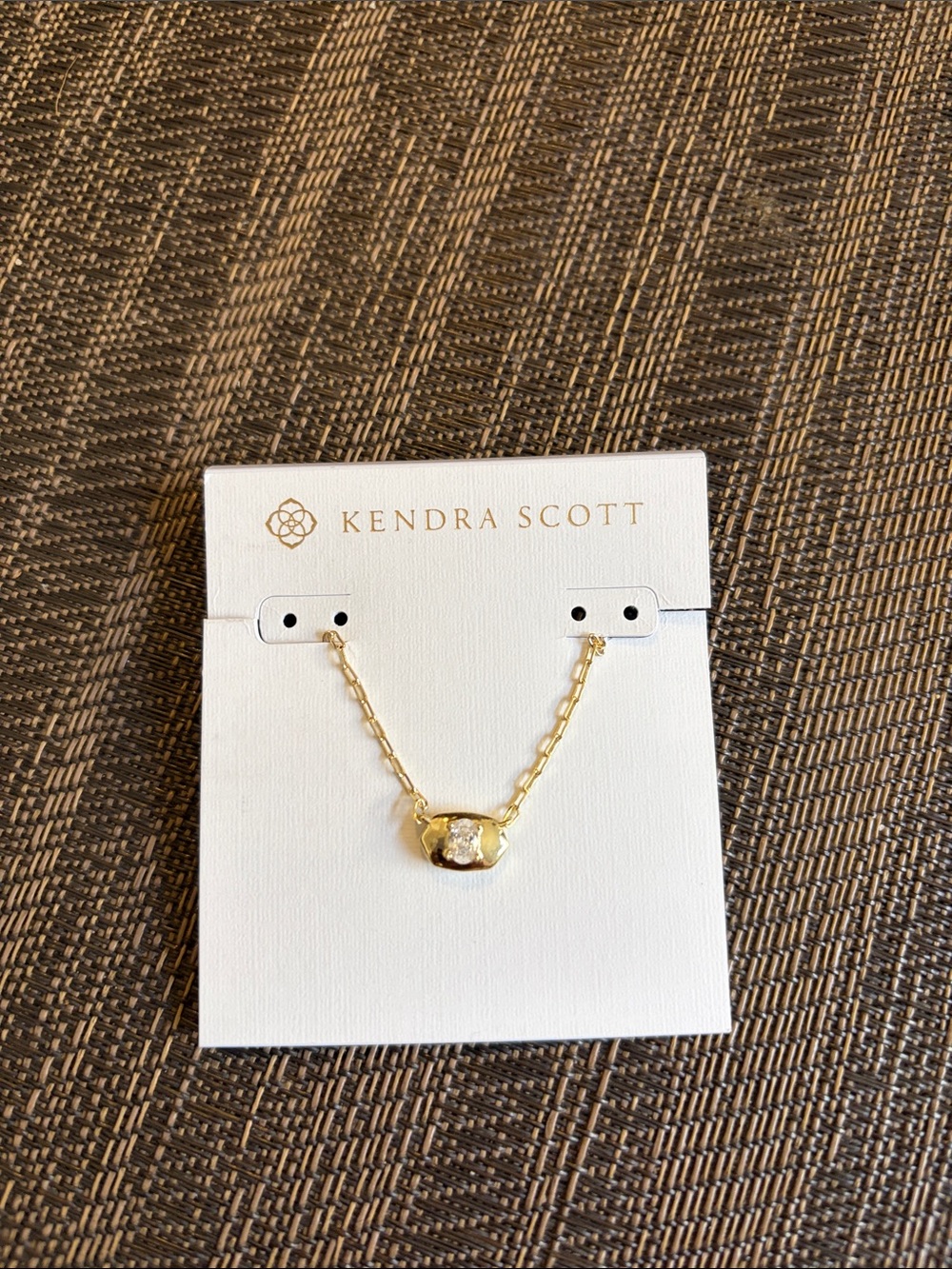 Kendra Scott Gold Pavé Center Oval Pendant Necklace